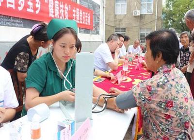 健康扶貧暖人心——九江市三醫(yī)院黨員志愿者主題黨日活動紀(jì)實(shí)